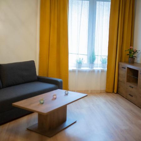 Wood Apartment Катовице Экстерьер фото