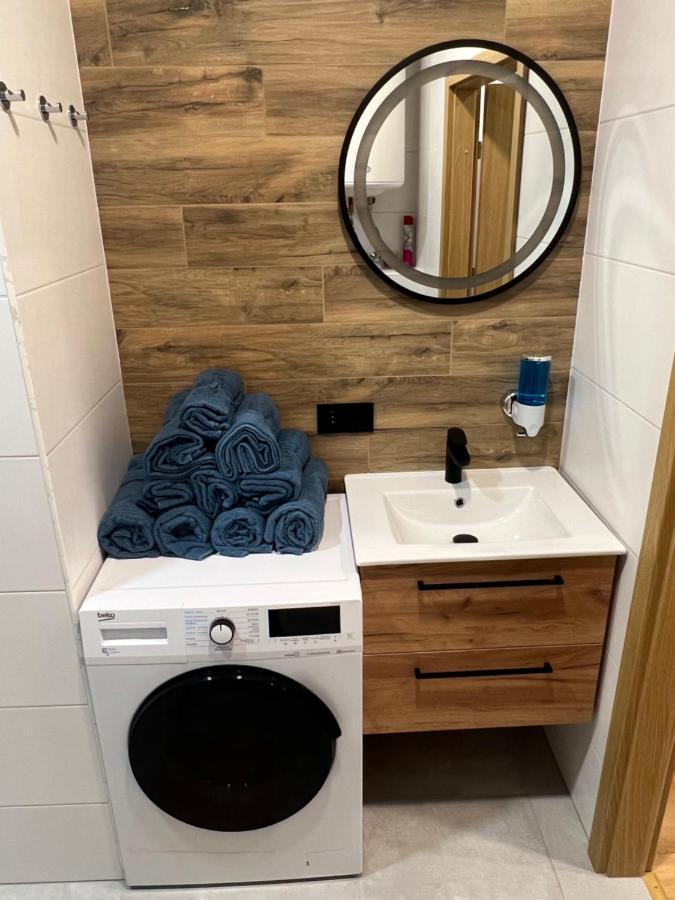 Wood Apartment Катовице Экстерьер фото