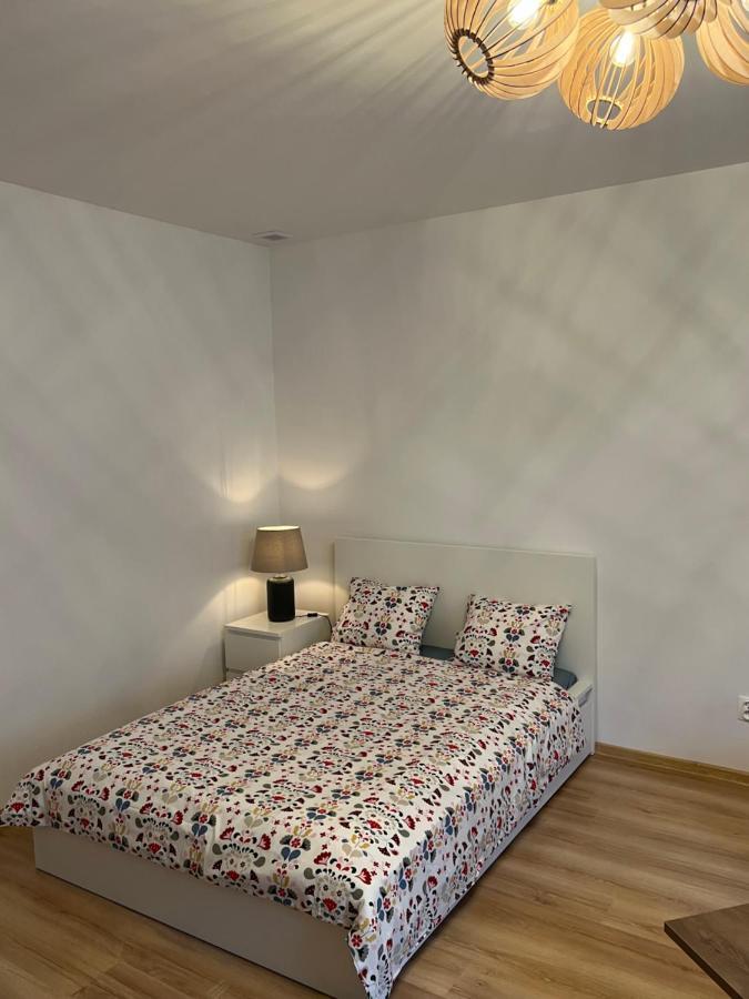 Wood Apartment Катовице Экстерьер фото